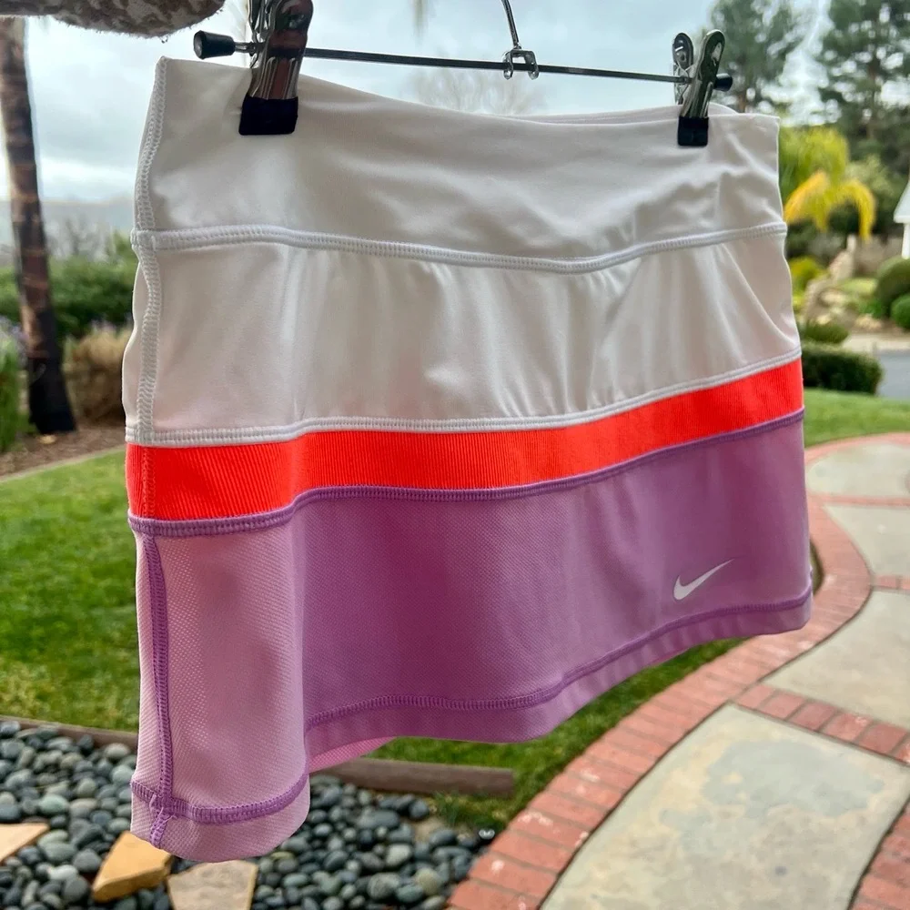 Nike Dri-Fit Skirt Color Block Tennis Skort White Purple Womens Size Small